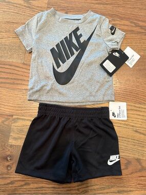 NWT Nike Set